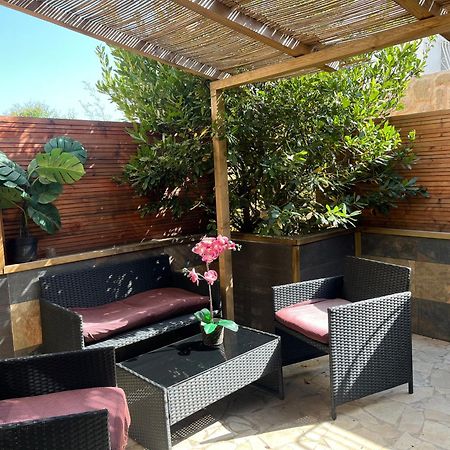 Reves De Vie Studio Avec Terrasse Le Figuerolles Cassis Exterior photo